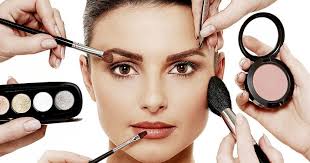 MAQUILLAGE